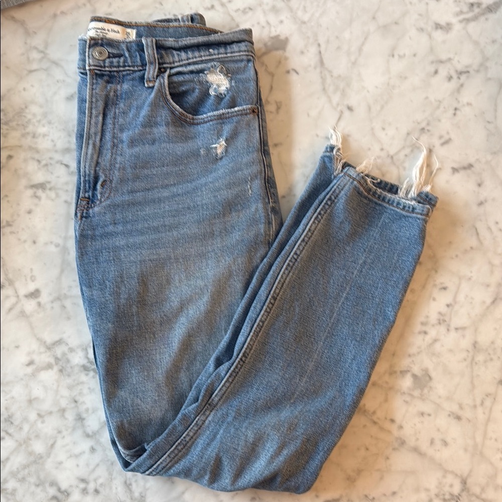 Abercrombie & Fitch Light Blue Distressed Ankle Jeans